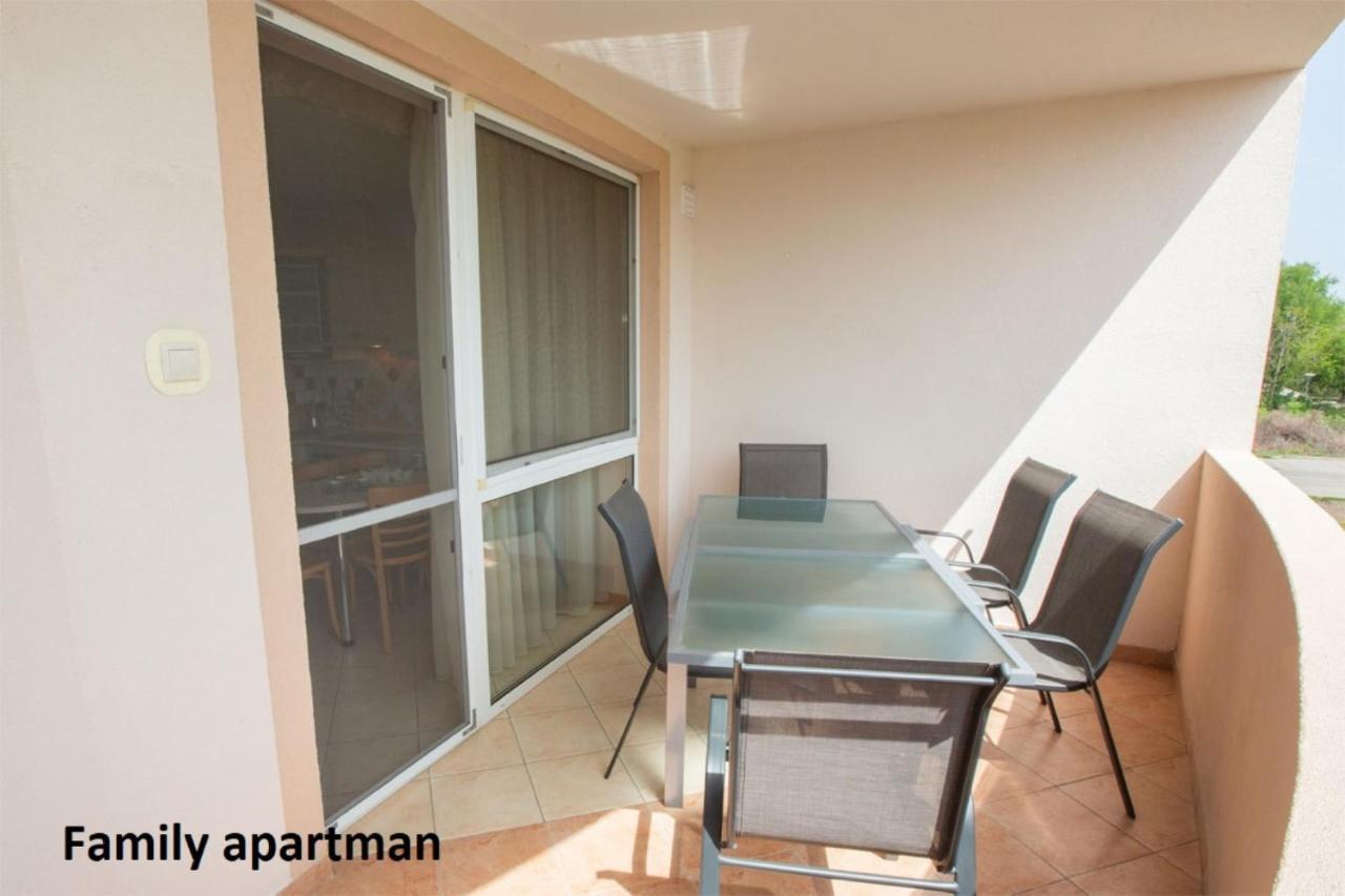 Liza Apartmanok Hajduszoboszlo Exterior photo